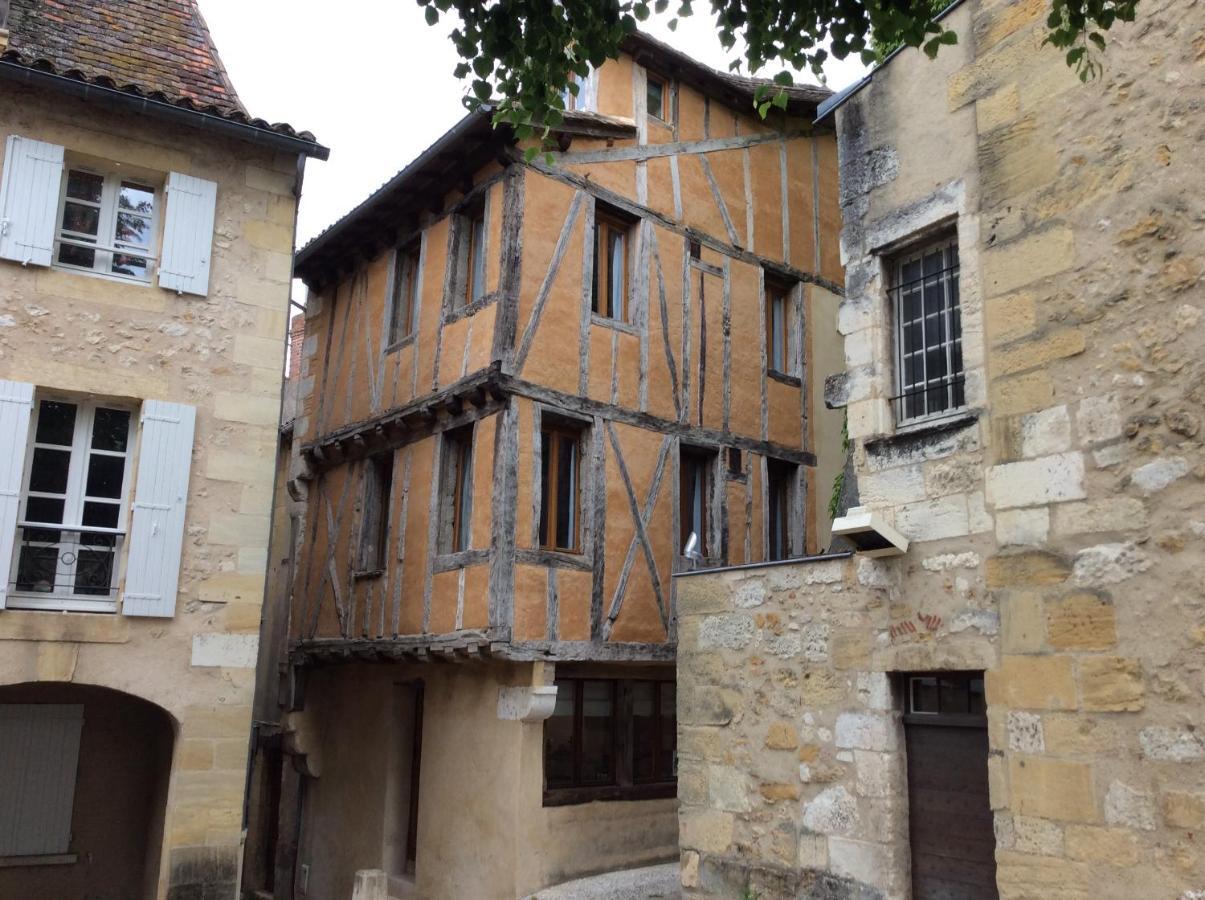 Maison De Corinne Bergerac Buitenkant foto